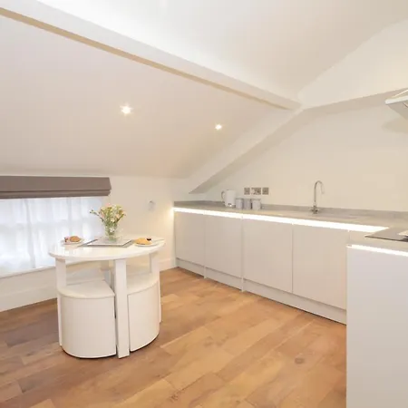 Dennington Luxury * York